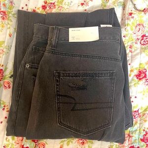 NWT Black American Eagle High Rise Mom Jeans
